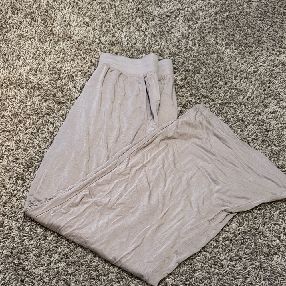 ALO thin wide legs pants